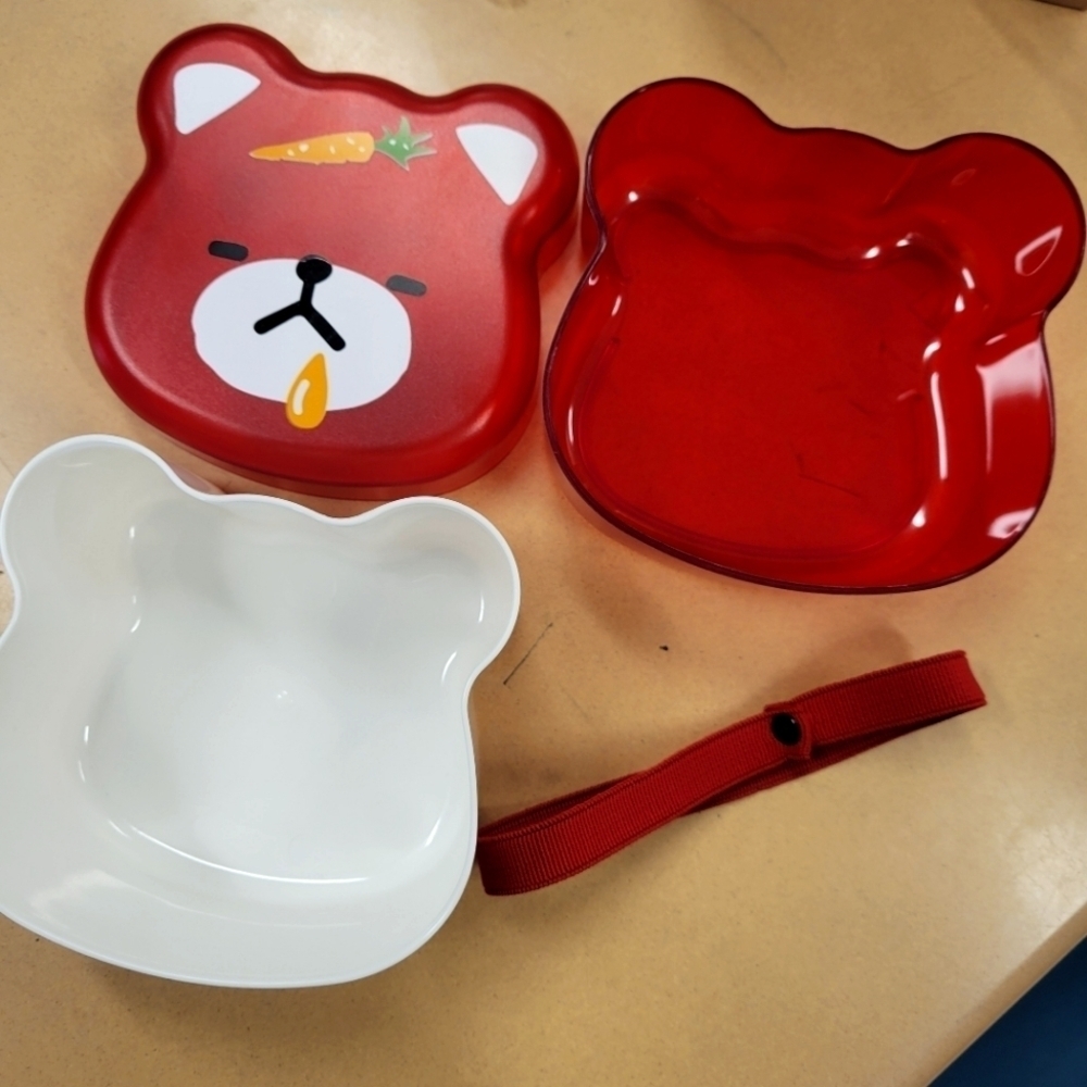 RED BEAR LUNCH BOX 📦 [NWT] - Picture 3 of 7